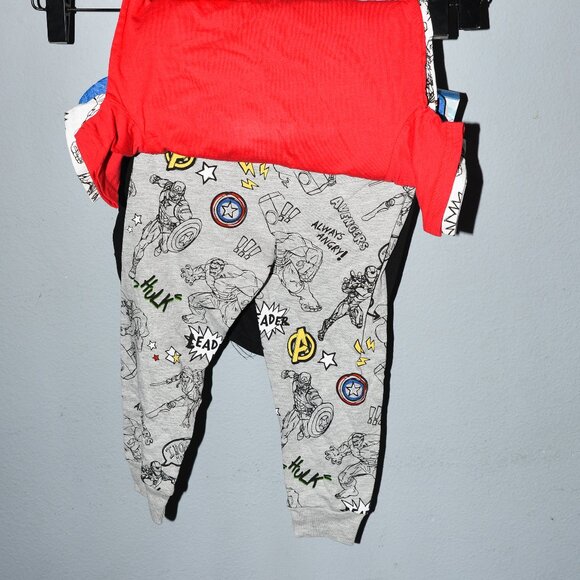 KIDS' 5-1 -PIECE SET    SIZE 3T  TEAM AVENGERS  MARVEL - Picture 4 of 6